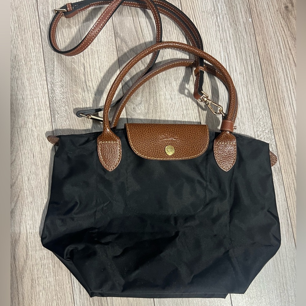 Black longchamp small bag